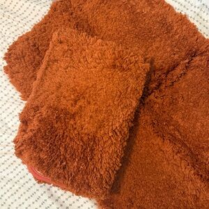 Two piece Orange Plush Bathroom Rug Set